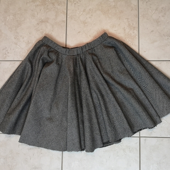 00s neo-vintage Eco-lux signature vir-go' double full circle mini skirt - Picture 4 of 4